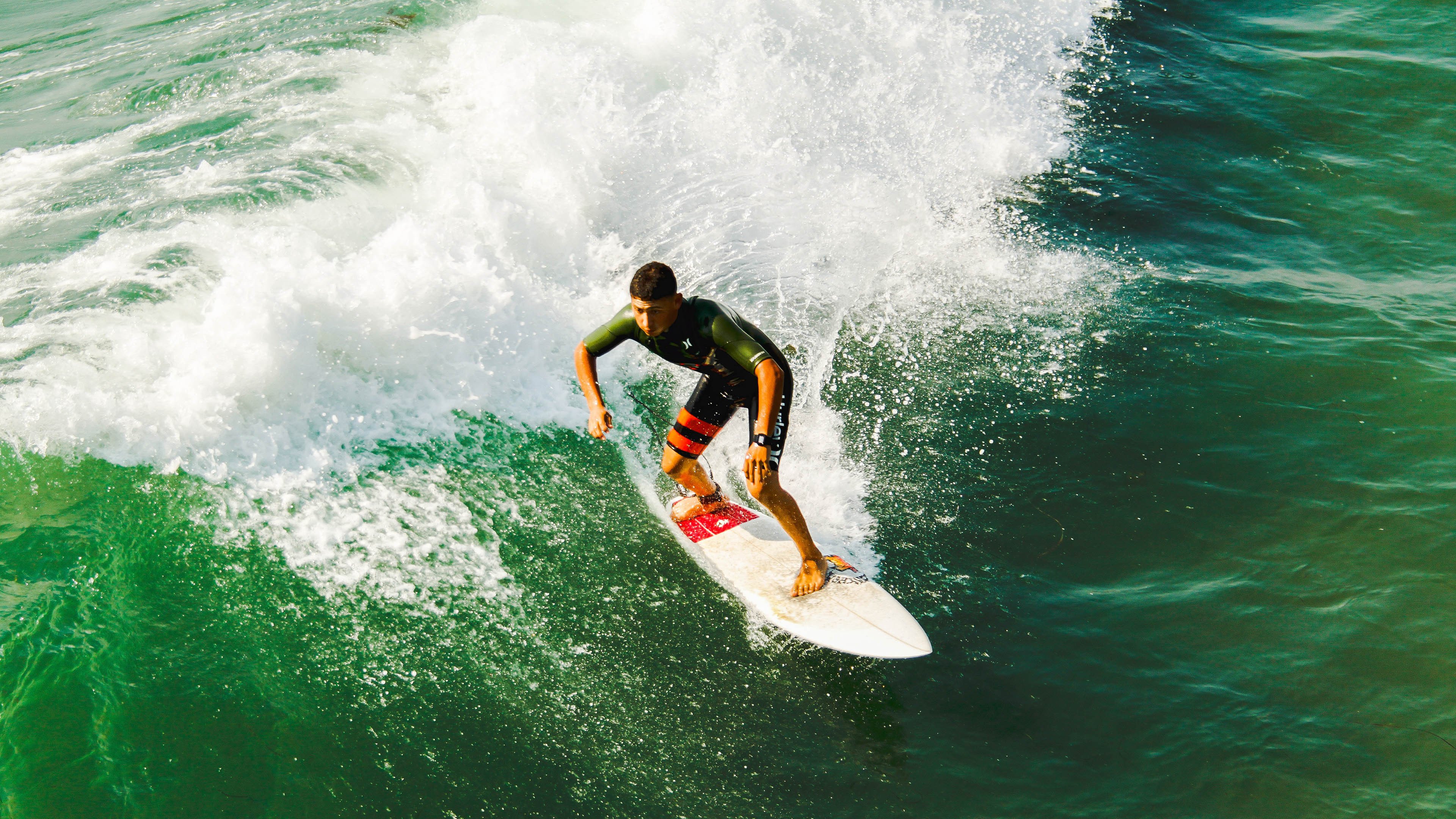 中超是否存在品牌传播效率不高的问题，中超宣传海报