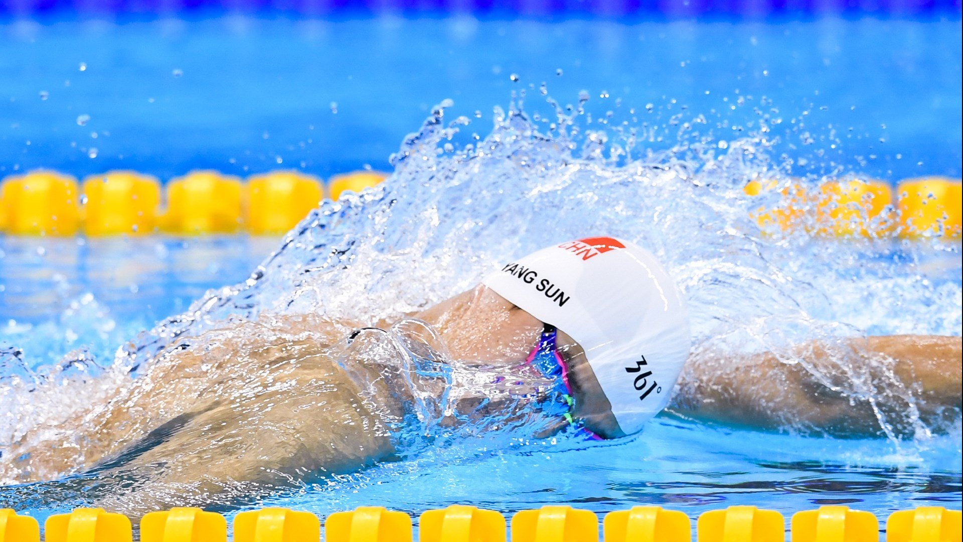 篮球防守技术教学视频上线引发转发潮，篮球防守技术动作要领